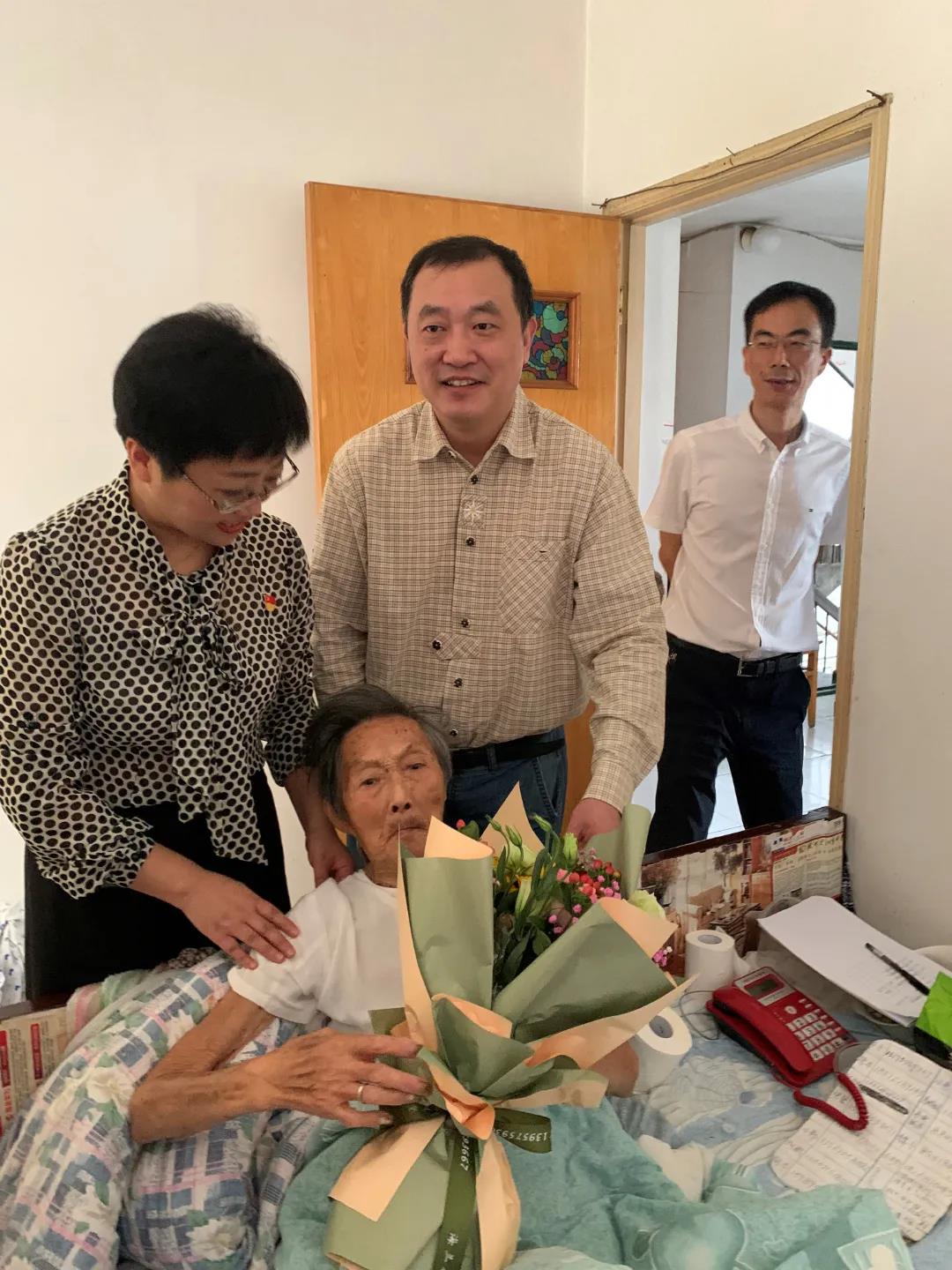 1634281356928657.jpg 4.jpg